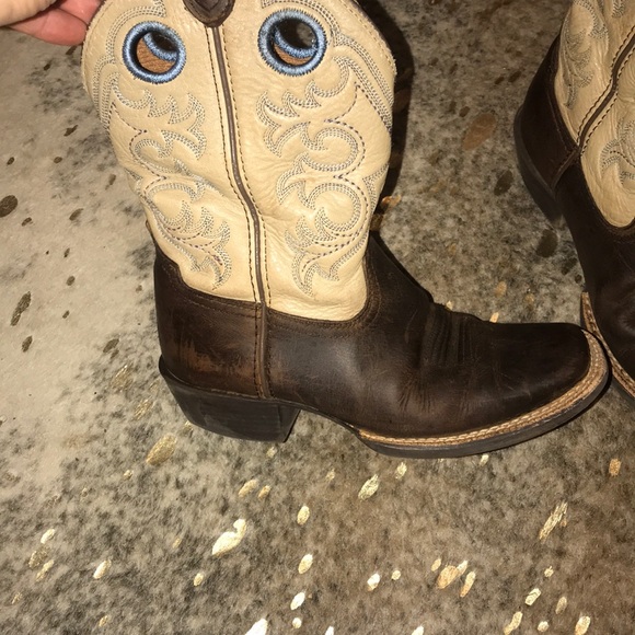 Ariat Other - Kids Sz 13 Ariat Cowboy 🤠 Boots 🤗
